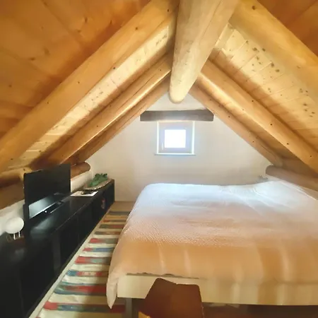 Rustico Dans Hameau Vue Verzasca Gordola