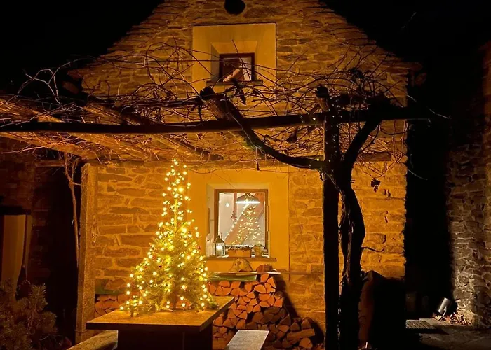 Rustico Dans Hameau Vue Verzasca * Gordola