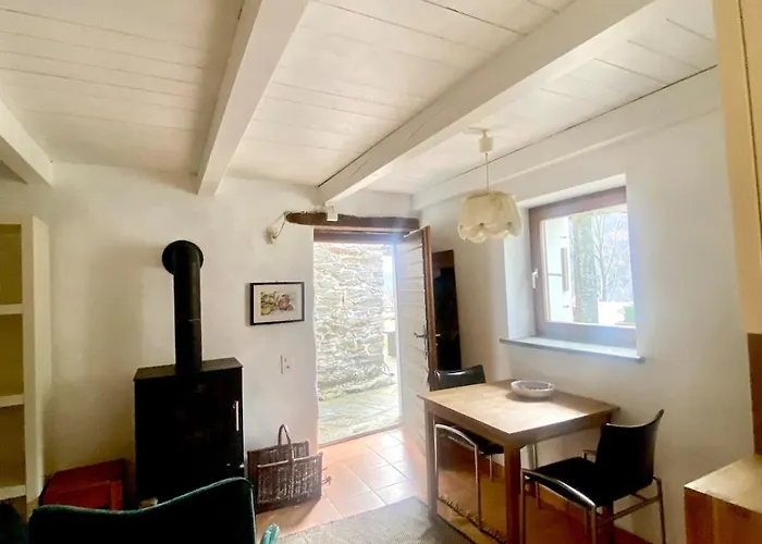 Rustico Dans Hameau Vue Verzasca